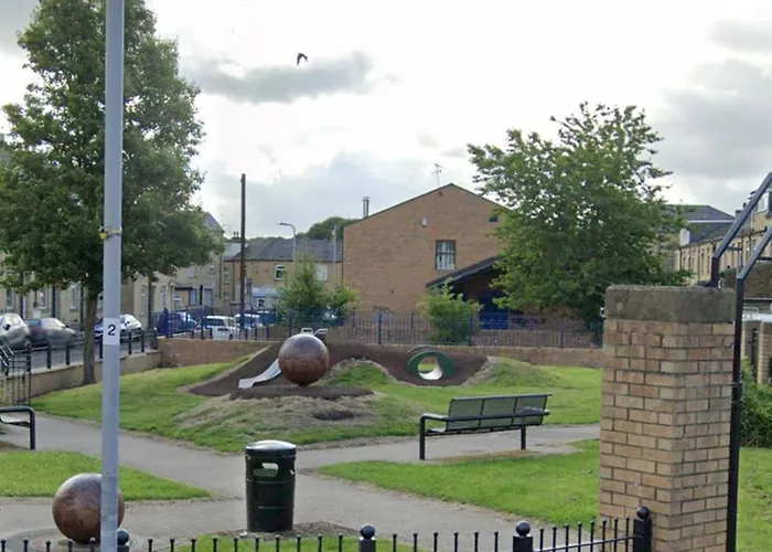 Parkside House * ブラッドフォード